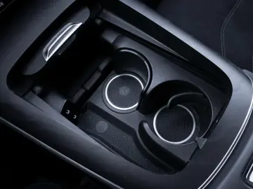 MERCEDES-BENZ E 200 AMG-Sport Super LED Cam Distr Ke&hellip;