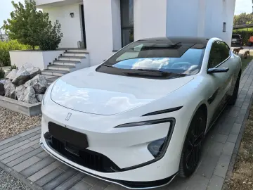 ZEEKR Avatr 12 GT Performance AWD 581 HP !!