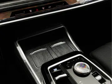 BMW i7 eDrive50 - M-Sport Pro - Skylounge - Stoelven