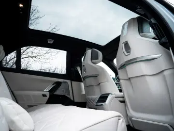 BMW i7 60 M SPORT.KRISTALL.MASSAGE.EXLOUNGE.PANO.AHK