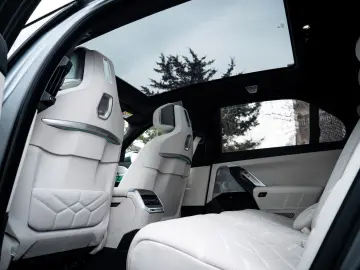 BMW i7 60 M SPORT.KRISTALL.MASSAGE.EXLOUNGE.PANO.AHK