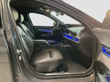 BMW i7 xDrive60 Limousine M Sport Massage Kamera