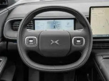 XPENG G6 AWD PERFORMANCE  DISTR 360  NAVI LED PANO SHZ