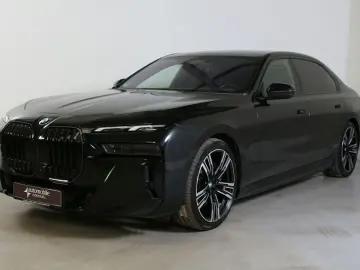 BMW i7 xDr.60 M Sport PRO NP 166180.- 4x Massage ACC