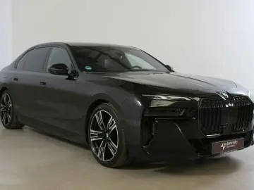 BMW i7 xDr.60 M Sport PRO NP 166180.- 4x Massage ACC