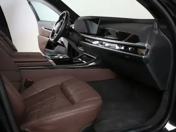 BMW i7 xDr.60 M Sport PRO NP 166180.- 4x Massage ACC