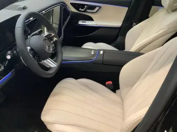 MERCEDES-BENZ E 200 AMG Night Digital Panorama-SD Super