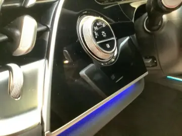 MERCEDES-BENZ E 200 AMG Night Digital Panorama-SD Super