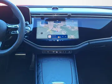 MERCEDES-BENZ E 200 AMG ADVANCED SUPERSCREEN AHK NIGHT PAKET