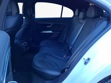 MERCEDES-BENZ E 200 AMG ADVANCED SUPERSCREEN AHK NIGHT PAKET