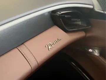 FERRARI Roma      Ferrari Frankfurt