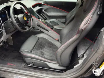 FERRARI Roma 3.9 T V8 DCT  2.Hand Carbon-Paket