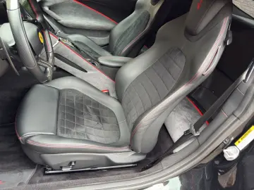 FERRARI Roma 3.9 T V8 DCT  2.Hand Carbon-Paket