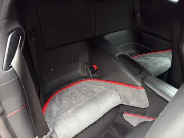 FERRARI Roma 3.9 T V8 DCT  2.Hand Carbon-Paket