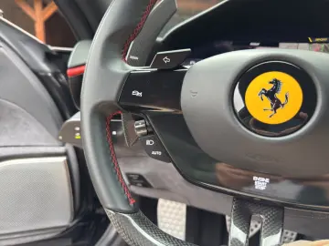 FERRARI Roma 3.9 T V8 DCT  2.Hand Carbon-Paket