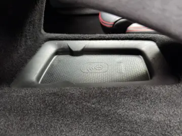 FERRARI Roma 3.9 T V8 DCT  2.Hand Carbon-Paket