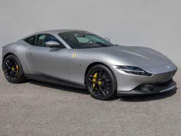 FERRARI Roma