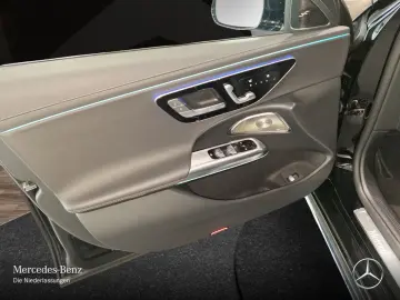 MERCEDES-BENZ E 200 AMG Premium Pano Led SUPERSCREEN…