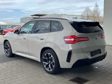 BMW X3 30e xDrive M Sport AHK.Park .Komfort.SH.