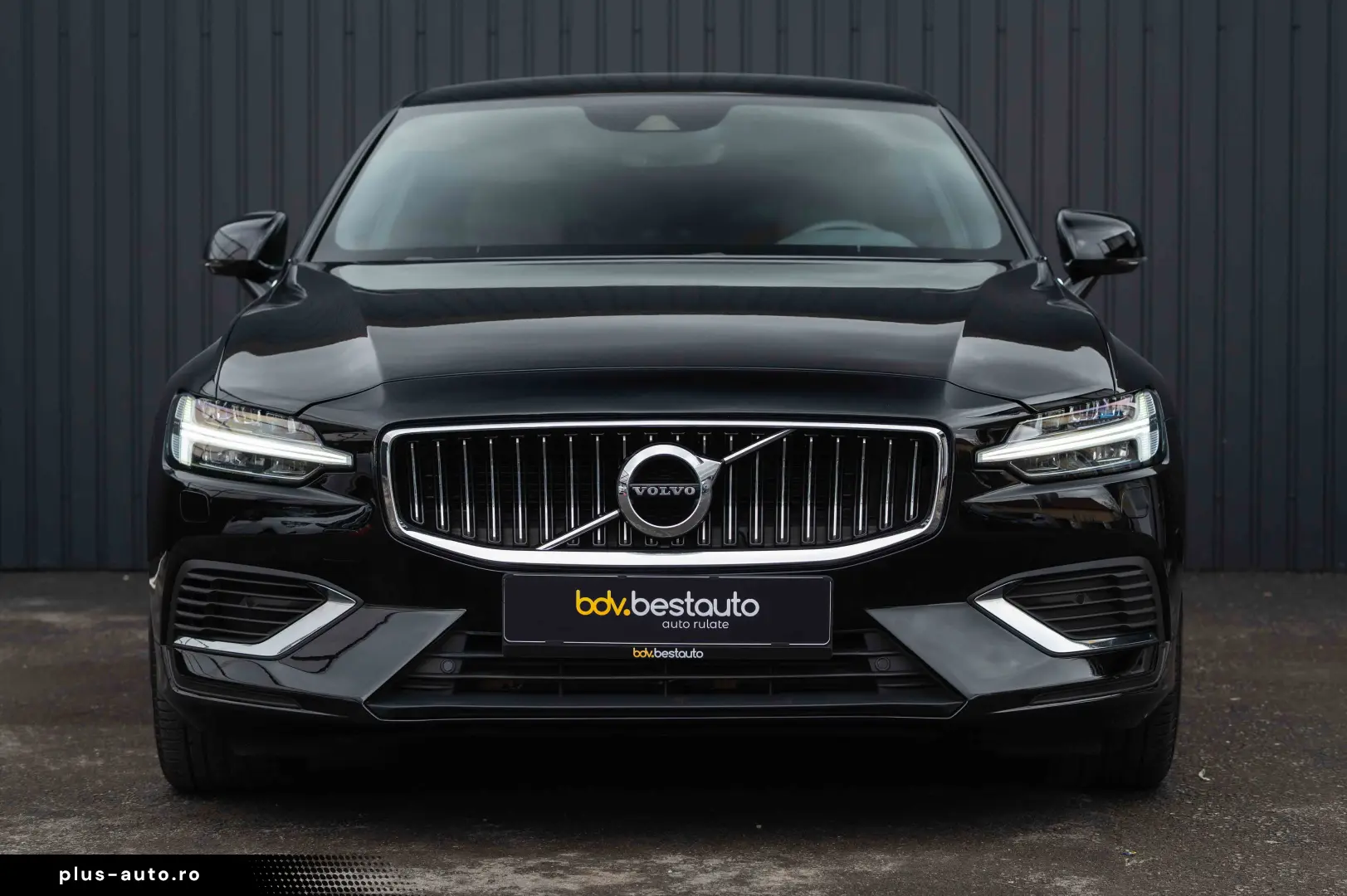 Volvo S60 T8 Recharge AWD Geartronic Inscription
