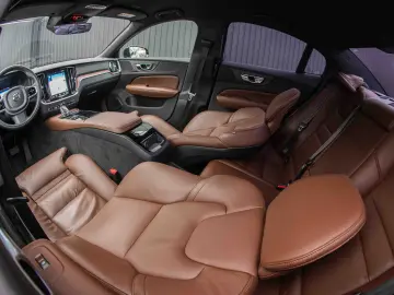 Volvo S60 T8 Recharge AWD Geartronic Inscription