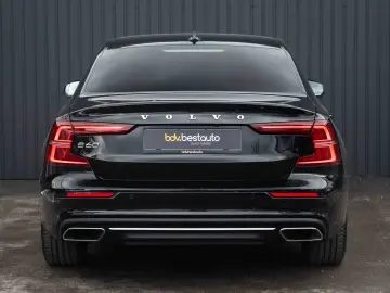 Volvo S60 T8 Recharge AWD Geartronic Inscription