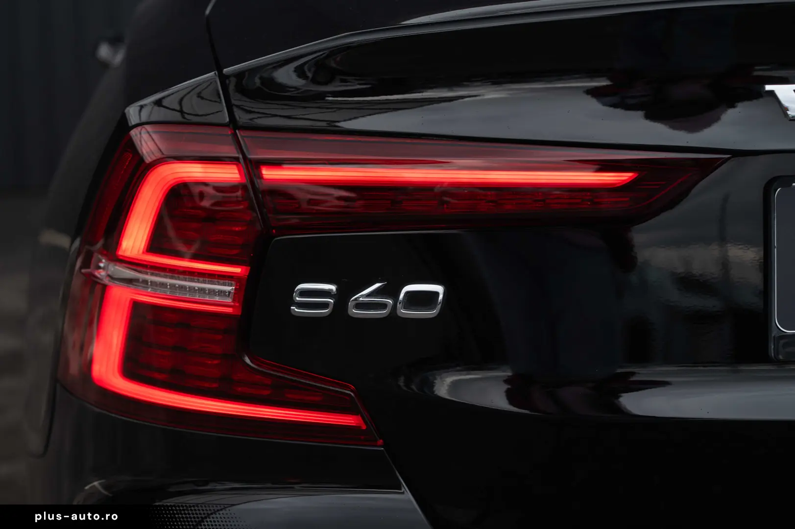 Volvo S60 T8 Recharge AWD Geartronic Inscription