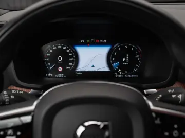 Volvo S60 T8 Recharge AWD Geartronic Inscription