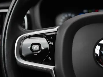 Volvo S60 T8 Recharge AWD Geartronic Inscription