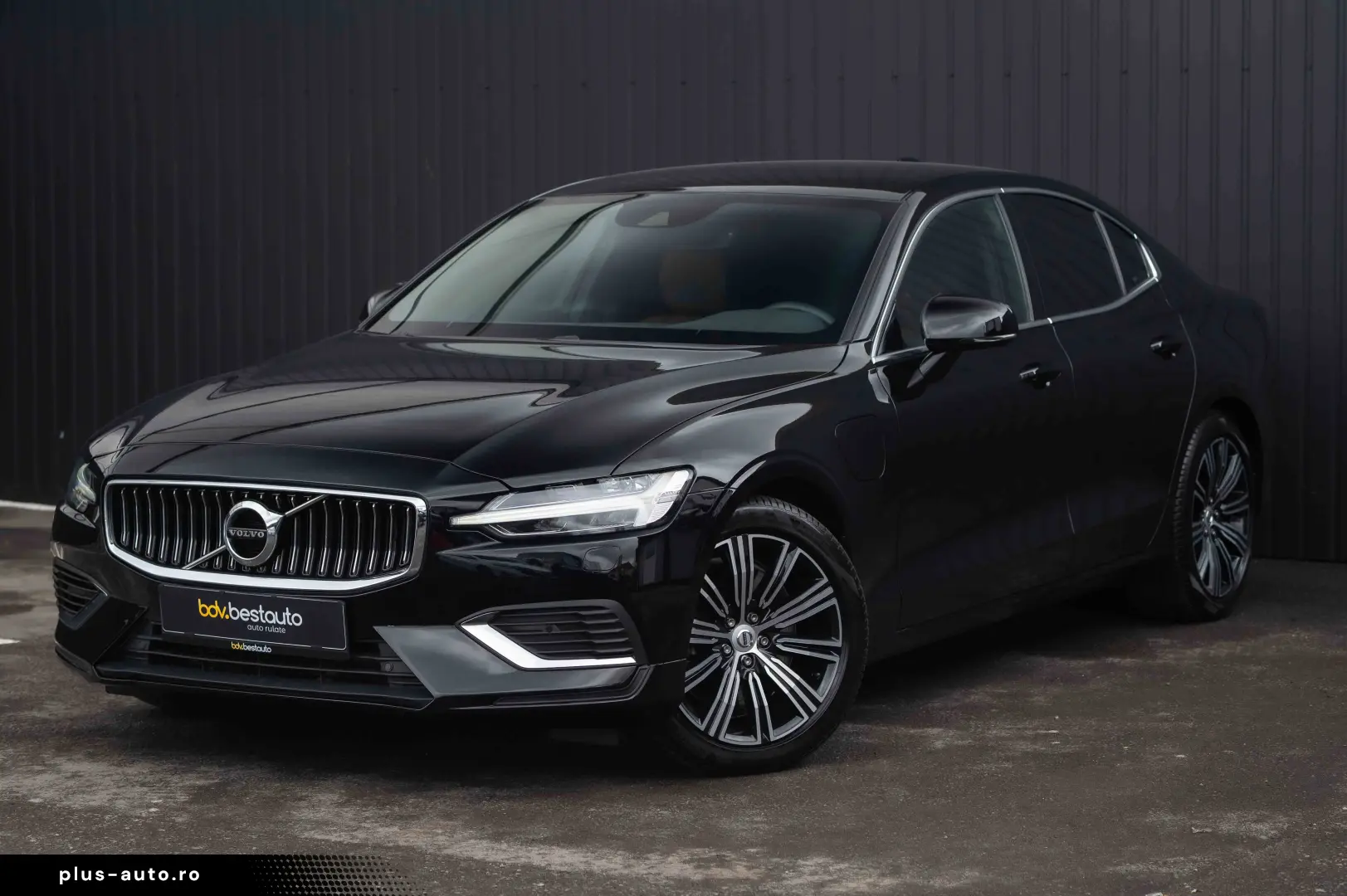 Volvo S60 T8 Recharge AWD Geartronic Inscription
