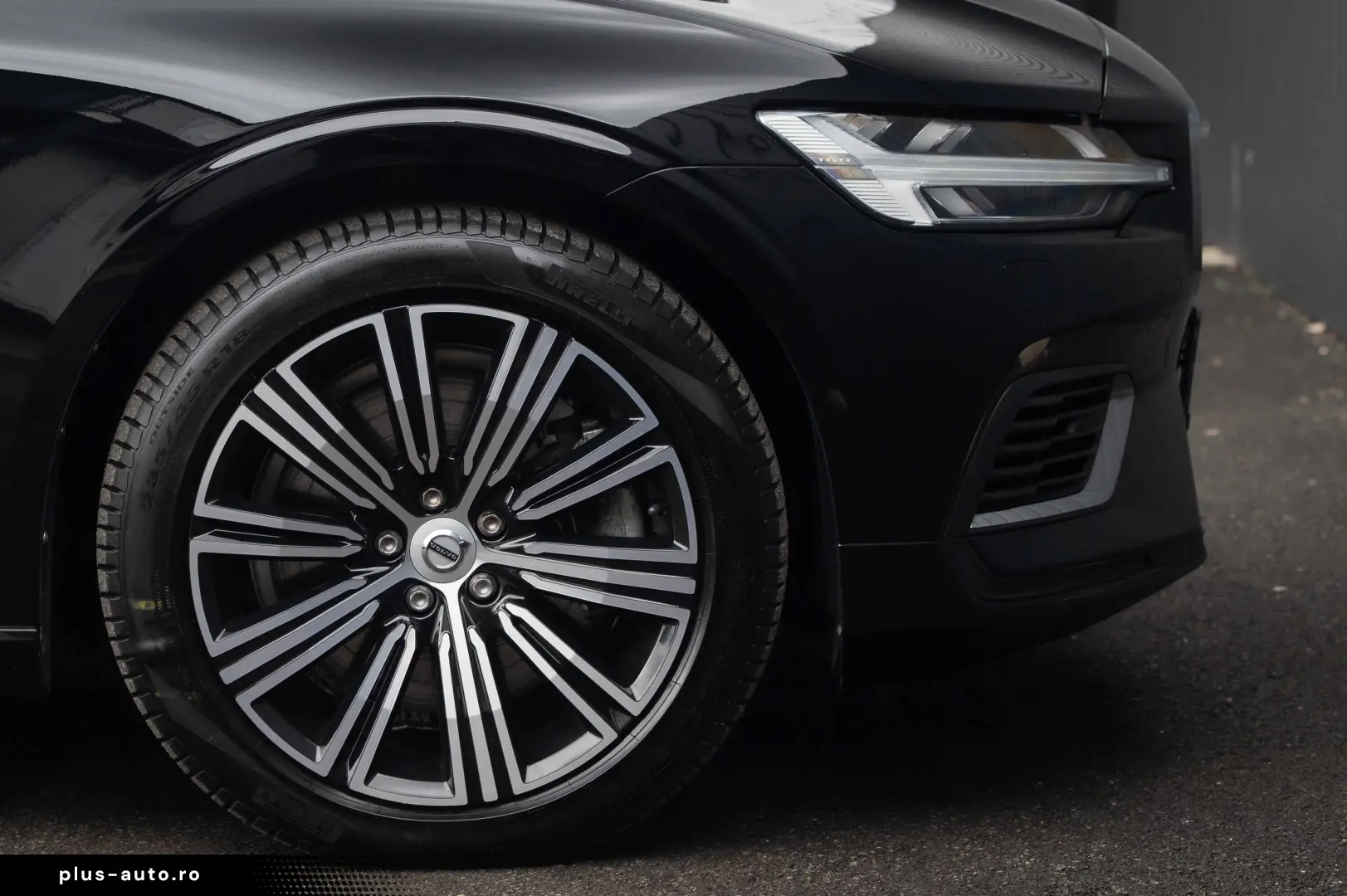 Volvo S60 T8 Recharge AWD Geartronic Inscription