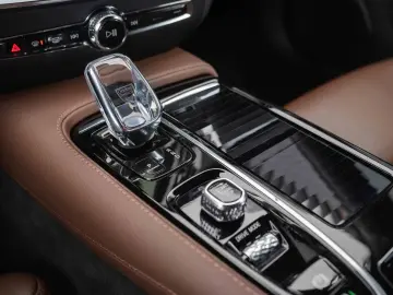 Volvo S60 T8 Recharge AWD Geartronic Inscription