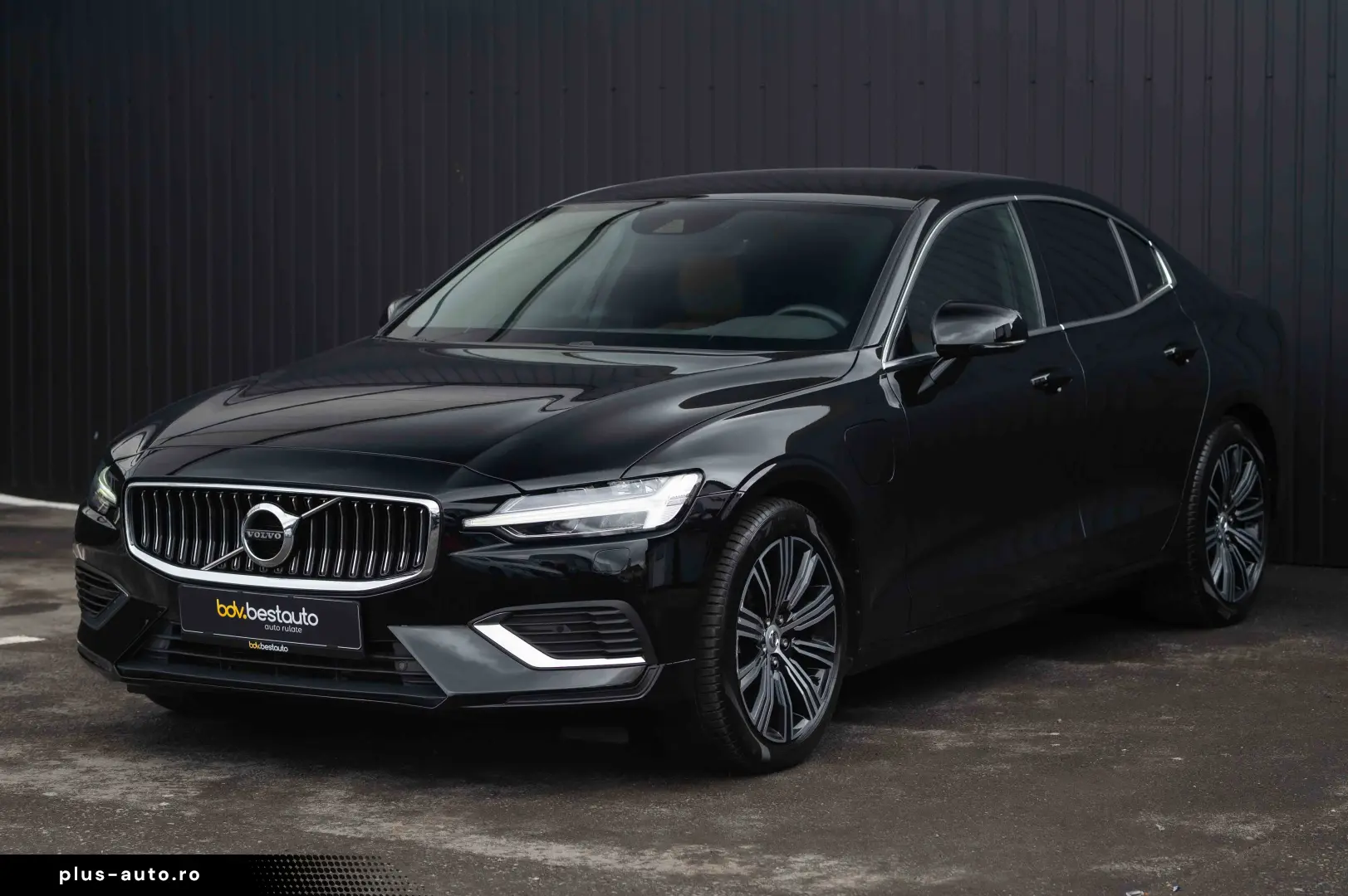 Volvo S60 T8 Recharge AWD Geartronic Inscription