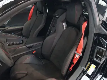 CORVETTE C8 Coupe 3LT Z51 Europa  Lift Magnetic Ride