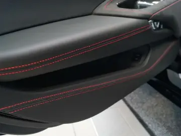 CORVETTE C8 Coupe 3LT Z51 Europa  Lift Magnetic Ride