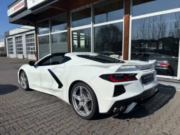 CORVETTE C8 6.2 V8 Stingray 2LT Targa Unfallfrei EU-Spec