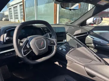 CORVETTE C8 6.2 V8 Stingray 2LT Targa Unfallfrei EU-Spec