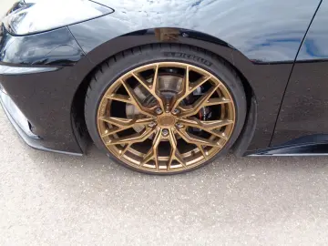 CORVETTE C8 Targa  Lift Deutsches Modell-COC Unfallfrei