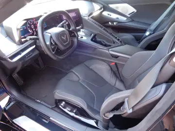 CORVETTE C8 Targa  Lift Deutsches Modell-COC Unfallfrei