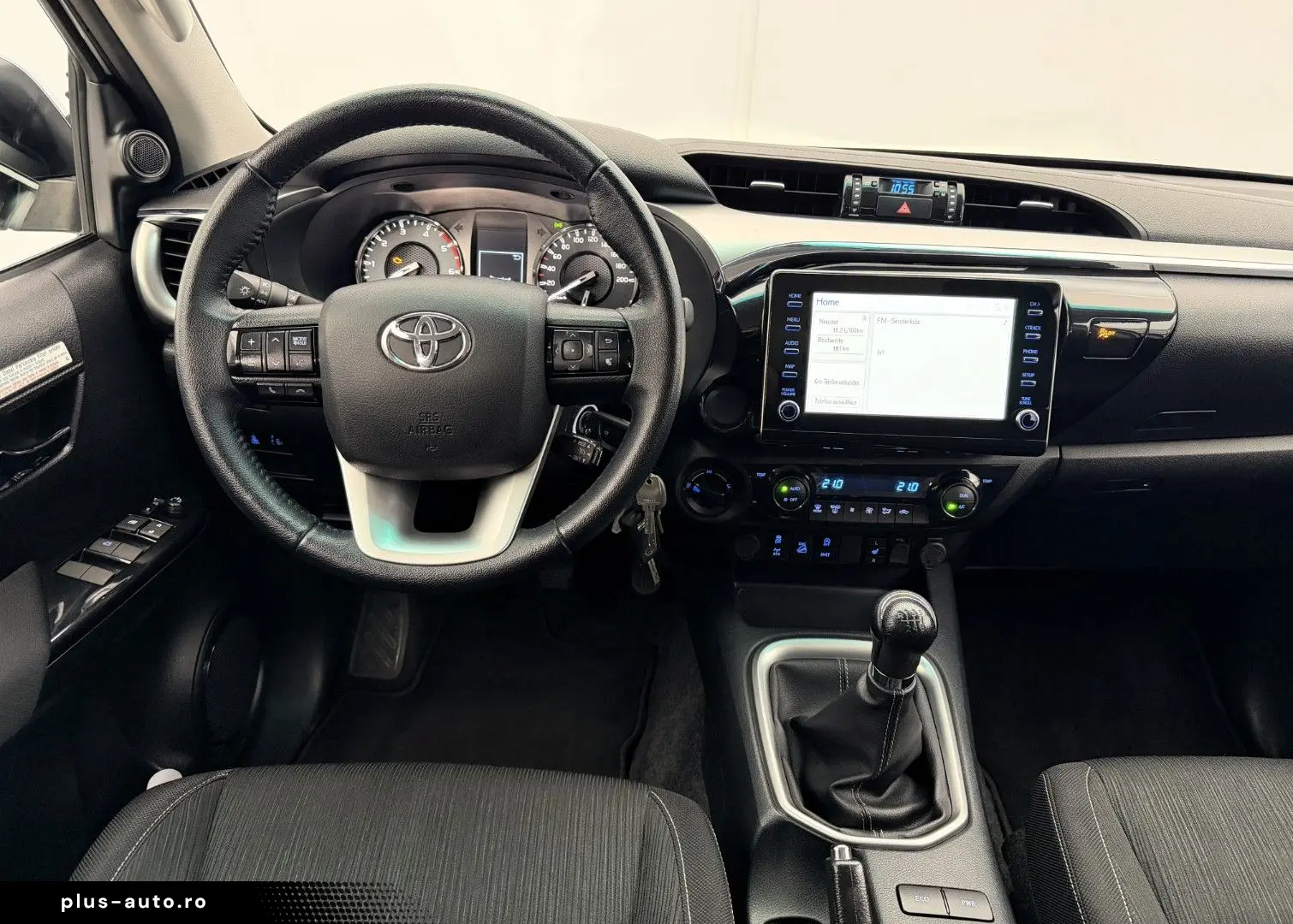 TOYOTA Hilux 2.8 D-4D 4x4  RFK SHZ DAB Rollo AHK