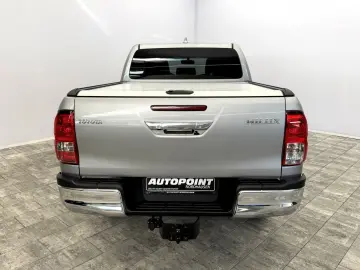 TOYOTA Hilux 2.8 D-4D 4x4  RFK SHZ DAB Rollo AHK