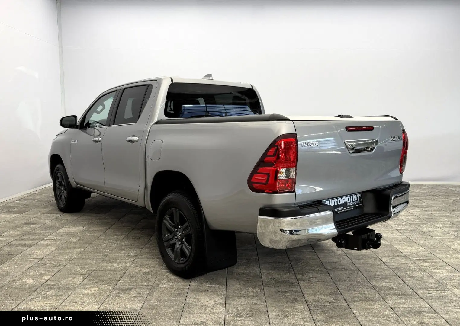TOYOTA Hilux 2.8 D-4D 4x4  RFK SHZ DAB Rollo AHK