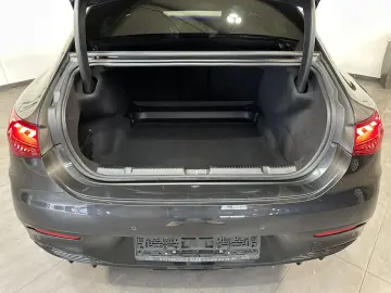 MERCEDES-BENZ EQE 43 AMG 4Matic NAV LED PANORAMA BUR…