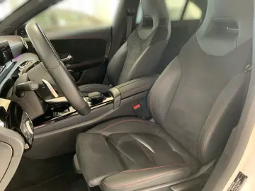 MERCEDES-BENZ CLA 250 Coupé  AMG NIGHT 360 KAM SHZ CARPLAY