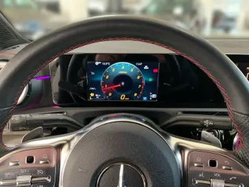 MERCEDES-BENZ CLA 250 Coupé  AMG NIGHT 360 KAM SHZ CARPLAY