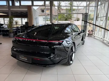 PORSCHE Taycan 4S APPROVED BOSE PANO 93 4 kWh 2.Display