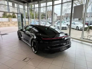 PORSCHE Taycan 4S APPROVED BOSE PANO 93 4 kWh 2.Display