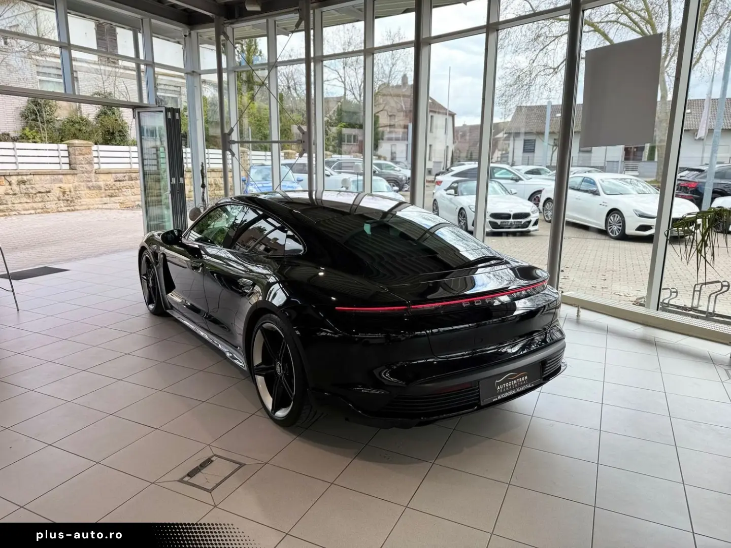 PORSCHE Taycan 4S APPROVED BOSE PANO 93 4 kWh 2.Display