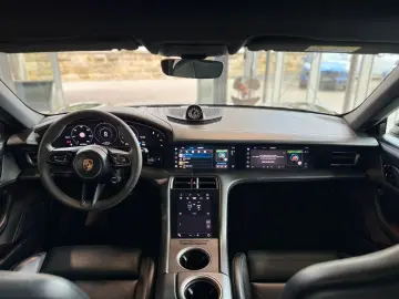 PORSCHE Taycan 4S APPROVED BOSE PANO 93 4 kWh 2.Display