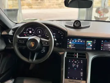 PORSCHE Taycan 4S APPROVED BOSE PANO 93 4 kWh 2.Display